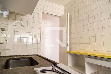 Apartamento à venda com 54m², 2 quartos e 1 vagaCozinha