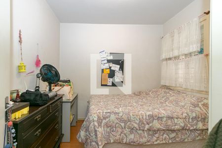 Casa à venda com 130m², 3 quartos e 4 vagasQuarto 2