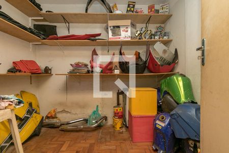 Casa à venda com 130m², 3 quartos e 4 vagasQuarto de Serviço 1