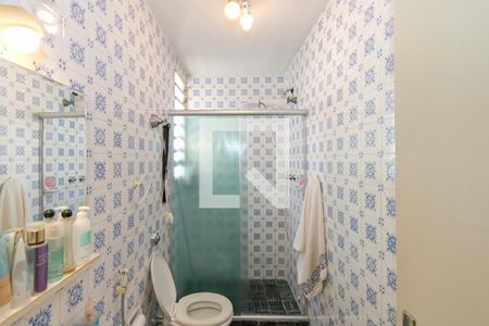 Casa à venda com 130m², 3 quartos e 4 vagasBanheiro