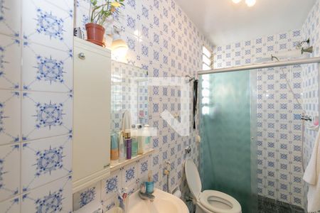 Casa à venda com 130m², 3 quartos e 4 vagasBanheiro