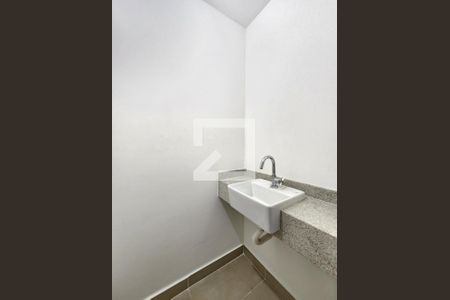 Lavabo de apartamento à venda com 2 quartos, 184m² em Serra, Belo Horizonte