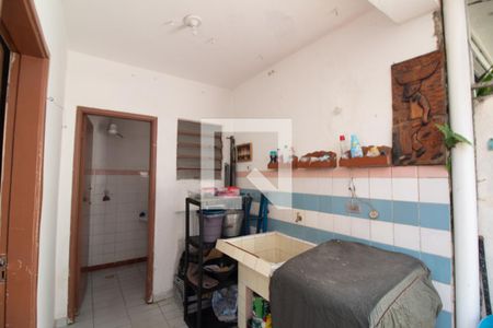 Casa à venda com 158m², 3 quartos e 2 vagasÁrea de Serviço