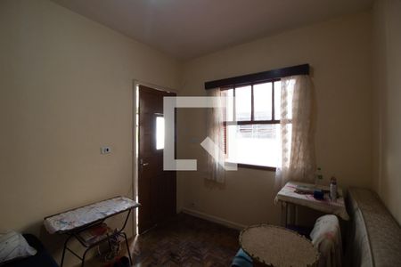 Casa à venda com 158m², 3 quartos e 2 vagasQuarto de Serviço