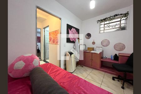 Quarto  de casa para alugar com 5 quartos, 250m² em Parque Jabaquara, São Paulo