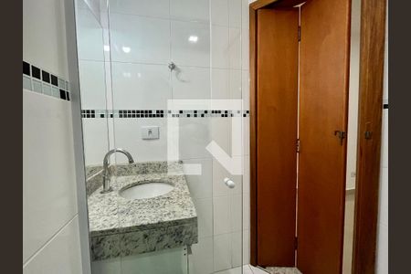 Banheiro de apartamento para alugar com 1 quarto, 30m² em Vila Aricanduva, São Paulo