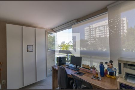 Apartamento para alugar com 138m², 3 quartos e 2 vagasSuíte Master - Varanda - Escritório