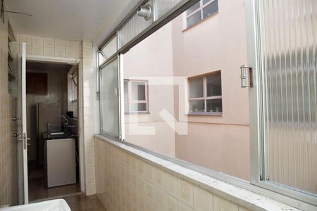 Apartamento à venda com 70m², 2 quartos e sem vagaÁrea de Serviço