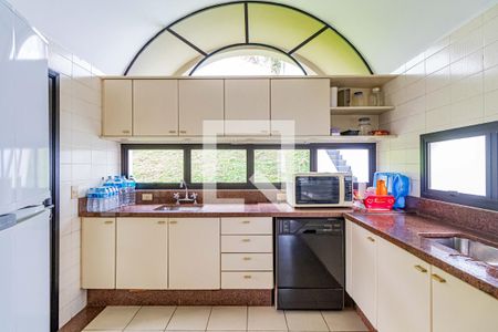 Casa de condomínio à venda com 820m², 4 quartos e 6 vagasCozinha