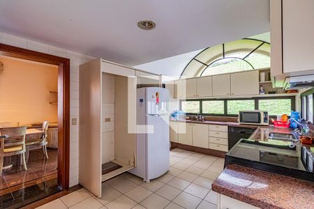 Casa de condomínio à venda com 820m², 4 quartos e 6 vagasCozinha