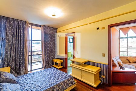 Casa de condomínio à venda com 820m², 4 quartos e 6 vagasSuite 01