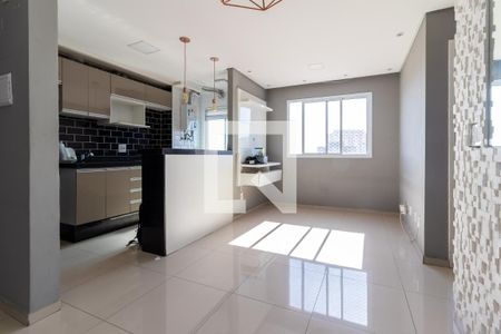 Sala de apartamento para alugar com 2 quartos, 46m² em Itaquera, São Paulo