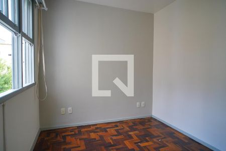 Quarto 1 de apartamento à venda com 3 quartos, 70m² em Santo Antônio, Porto Alegre