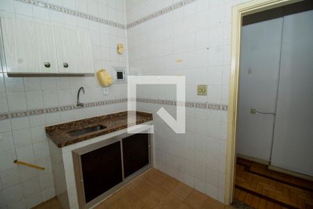 Apartamento à venda com 80m², 2 quartos e sem vagaCozinha