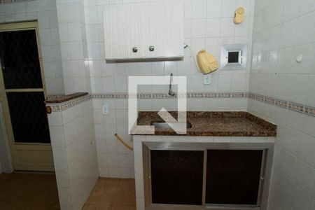 Apartamento à venda com 80m², 2 quartos e sem vagaCozinha