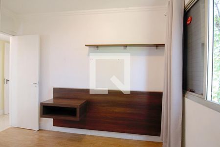 Apartamento à venda com 96m², 4 quartos e 1 vagaQuarto 2 