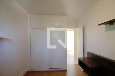 Apartamento à venda com 96m², 4 quartos e 1 vagaQuarto 2 