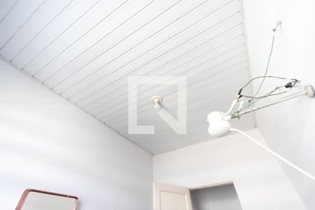 Casa à venda com 100m², 2 quartos e 2 vagas Casa à venda com 100m², 2 quartos e 2 vagasBanheiro