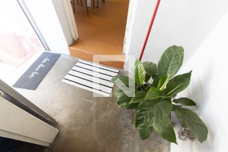 Casa à venda com 100m², 2 quartos e 2 vagas Casa à venda com 100m², 2 quartos e 2 vagasÁrea de Serviço