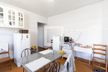 Casa à venda com 100m², 2 quartos e 2 vagas Casa à venda com 100m², 2 quartos e 2 vagasCozinha