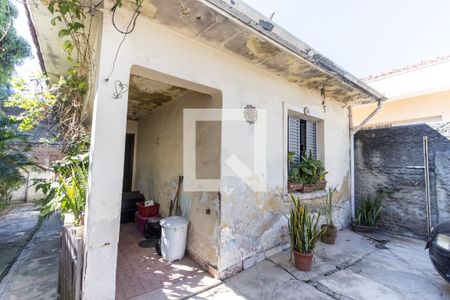 Casa à venda com 100m², 2 quartos e 2 vagas Casa à venda com 100m², 2 quartos e 2 vagasFachada da Casa 2