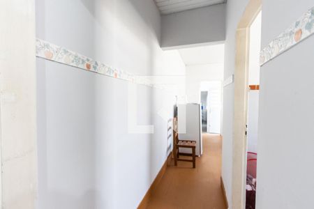 Casa à venda com 100m², 2 quartos e 2 vagas Casa à venda com 100m², 2 quartos e 2 vagasCorredor Cozinha