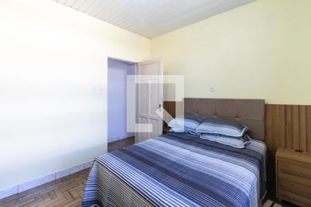 Casa à venda com 100m², 2 quartos e 2 vagas Casa à venda com 100m², 2 quartos e 2 vagasQuarto 1