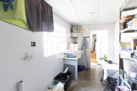 Casa à venda com 100m², 2 quartos e 2 vagas Casa à venda com 100m², 2 quartos e 2 vagasÁrea de Serviço