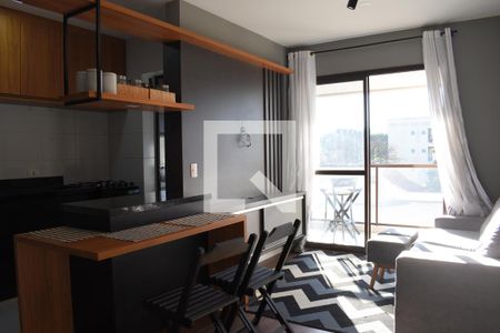 Sala de apartamento para alugar com 1 quarto, 50m² em Rebouças, Curitiba