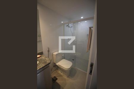 Apartamento à venda com 138m², 3 quartos e 3 vagasBanheiro da Suíte