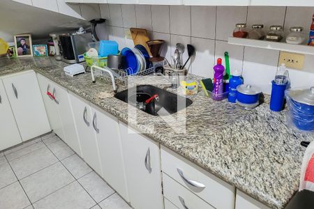 Casa à venda com 96m², 2 quartos e 1 vaga Casa à venda com 96m², 2 quartos e 1 vagaCozinha
