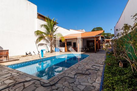 Casa para alugar com 750m², 4 quartos e 10 vagasÁrea comum - Piscina