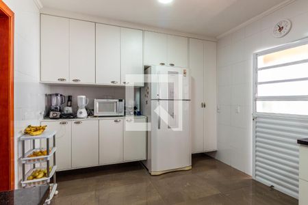 Casa para alugar com 750m², 4 quartos e 10 vagasCozinha