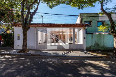 Casa para alugar com 750m², 4 quartos e 10 vagasFachada