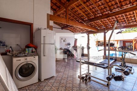 Casa para alugar com 750m², 4 quartos e 10 vagasÁrea de Serviço