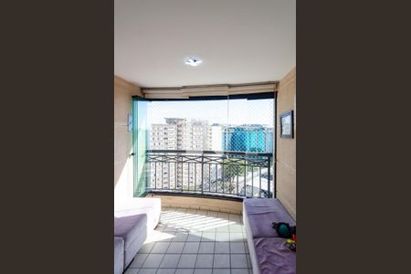 Varanda de apartamento à venda com 3 quartos, 74m² em Vila Guarani (zona Sul), São Paulo