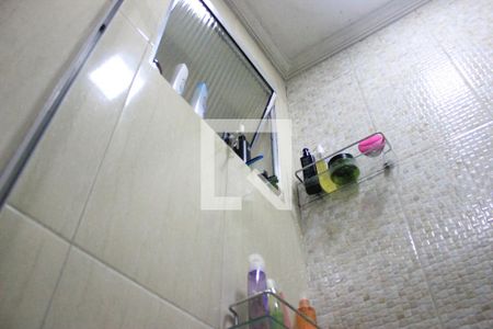 Casa à venda com 110m², 4 quartos e 2 vagasBanheiro 1