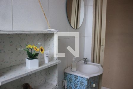 Casa à venda com 110m², 4 quartos e 2 vagasBanheiro 2