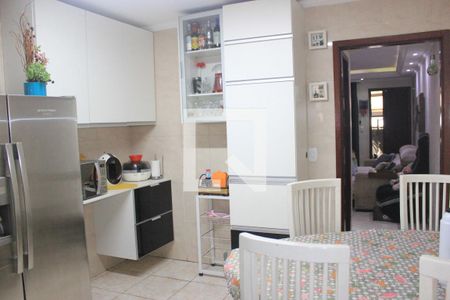 Casa à venda com 110m², 4 quartos e 2 vagasCozinha