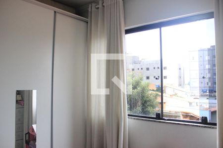 Casa à venda com 110m², 4 quartos e 2 vagasQuarto 2