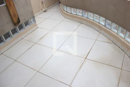 Casa à venda com 110m², 4 quartos e 2 vagasVaranda 2 superior