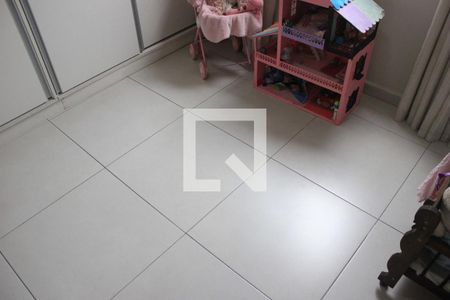 Casa à venda com 110m², 4 quartos e 2 vagasQuarto 2