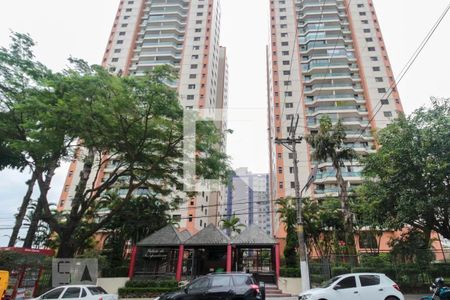 Apartamento para alugar com 135m², 4 quartos e 3 vagas Apartamento para alugar com 135m², 4 quartos e 3 vagasFachada