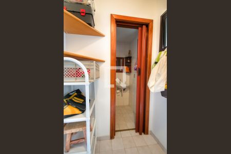 Apartamento para alugar com 135m², 4 quartos e 3 vagas Apartamento para alugar com 135m², 4 quartos e 3 vagasQuarto de Serviço