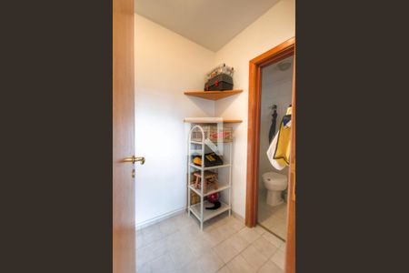 Apartamento para alugar com 135m², 4 quartos e 3 vagas Apartamento para alugar com 135m², 4 quartos e 3 vagasQuarto de Serviço