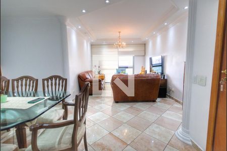 Apartamento para alugar com 135m², 4 quartos e 3 vagas Apartamento para alugar com 135m², 4 quartos e 3 vagasSala