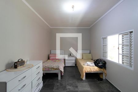 Casa à venda com 220m², 3 quartos e 2 vagasQuarto 2