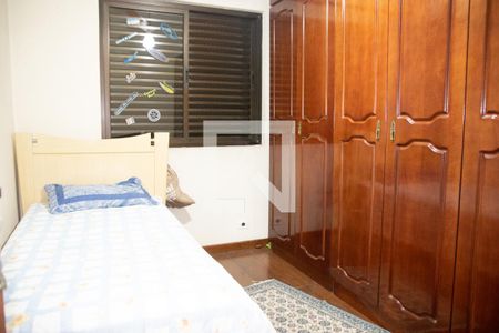 Casa à venda com 200m², 5 quartos e 2 vagas Casa à venda com 200m², 5 quartos e 2 vagasQuarto 3