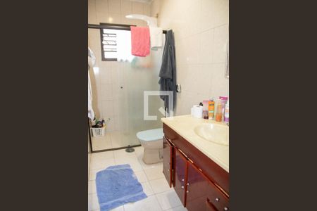 Casa à venda com 200m², 5 quartos e 2 vagas Casa à venda com 200m², 5 quartos e 2 vagasBanheiro 2