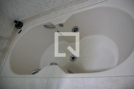 Casa à venda com 200m², 5 quartos e 2 vagas Casa à venda com 200m², 5 quartos e 2 vagasBanheiro do Quarto 2